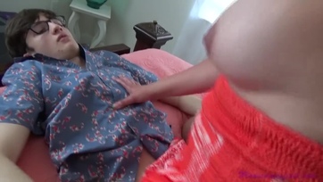 Mostoha Muterommal kúrok Thumb