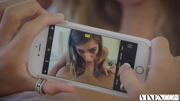 Duma közben egymásra indult a kívánnivaló fiatal leányzó és a nagyfarkú mostoha testvére Thumb