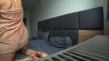 Kibéreltünk egy szálloda szobát a pajtásom csini feleségével és non-stop csak kúrtunk Thumb