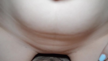 A suli után meglátogatott a 19 éves mostohahúgom és doggy-pózban megfarkaltam a pináját Thumb